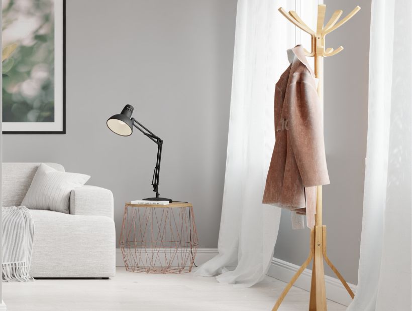 Le portemanteau cet élément indispensable et indémodable - SC Mobilier