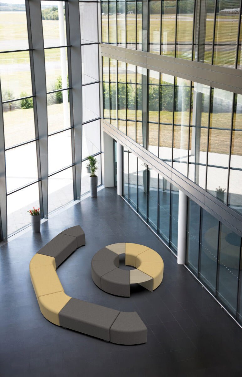 Pouf Angulaire Hizia - Simili Cuir Noir - SC Mobilier